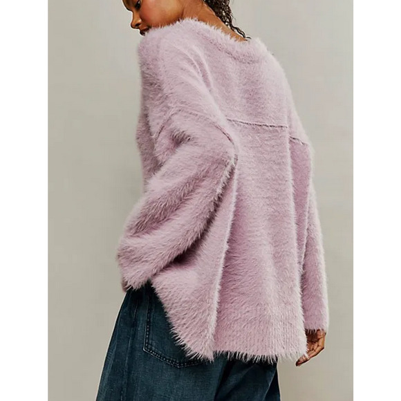 FREE PEOPLE FRAGRANT LILAC PURPLE HARRISON BUNNY CREW FUZZY SOFT SWEATER SZ S - Picture 3 of 7